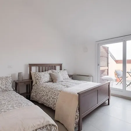 Realkasa Train Plaza Appartement *