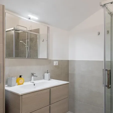 Realkasa Train Plaza Bologne