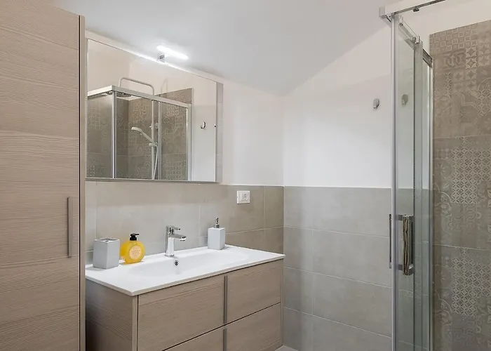 Realkasa Train Plaza Bologna