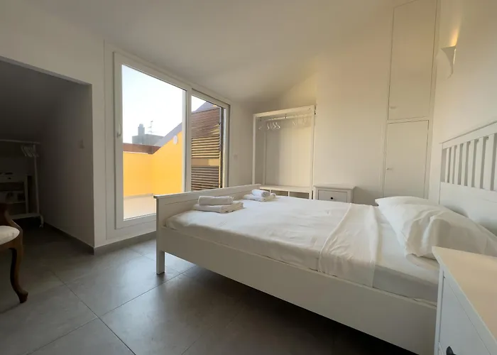 Realkasa Train Plaza *