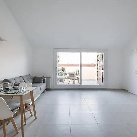 Realkasa Train Plaza * Boloňa