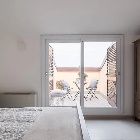 Realkasa Train Plaza Apartmán *