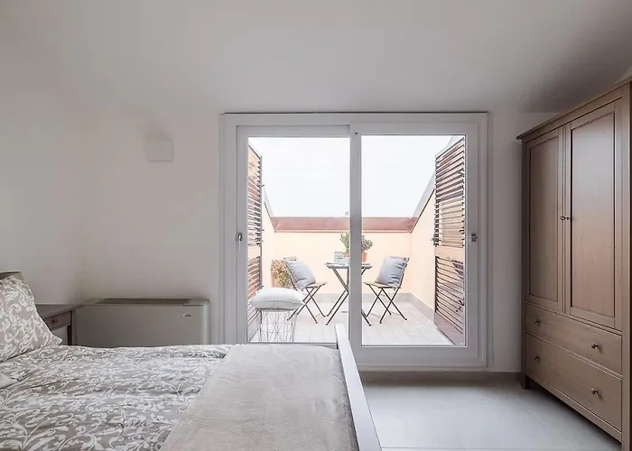 Realkasa Train Plaza Apartmán *